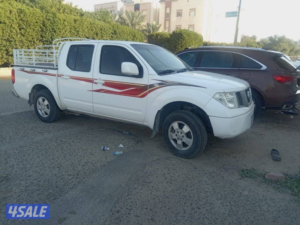 سياره نيسان وانيت 2010 اوتوماتيك ٢ قماره بحاله ممتازه شرط الفحص9