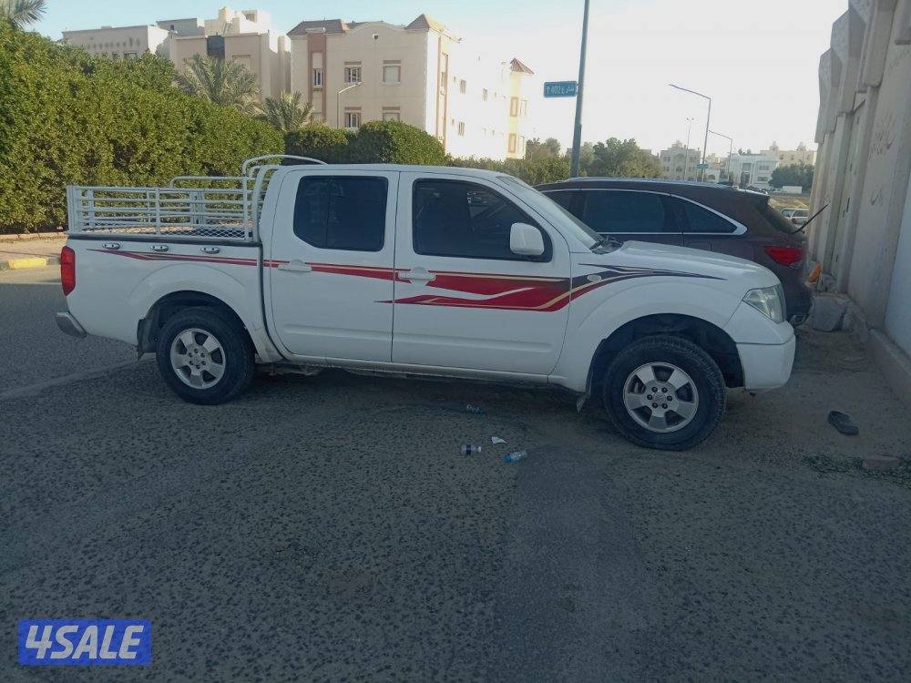 سياره نيسان وانيت 2010 اوتوماتيك ٢ قماره بحاله ممتازه شرط الفحص10