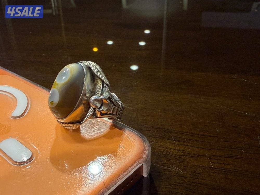 للبيع خاتم فضه ثقيله صياغه روعه السعر 2003