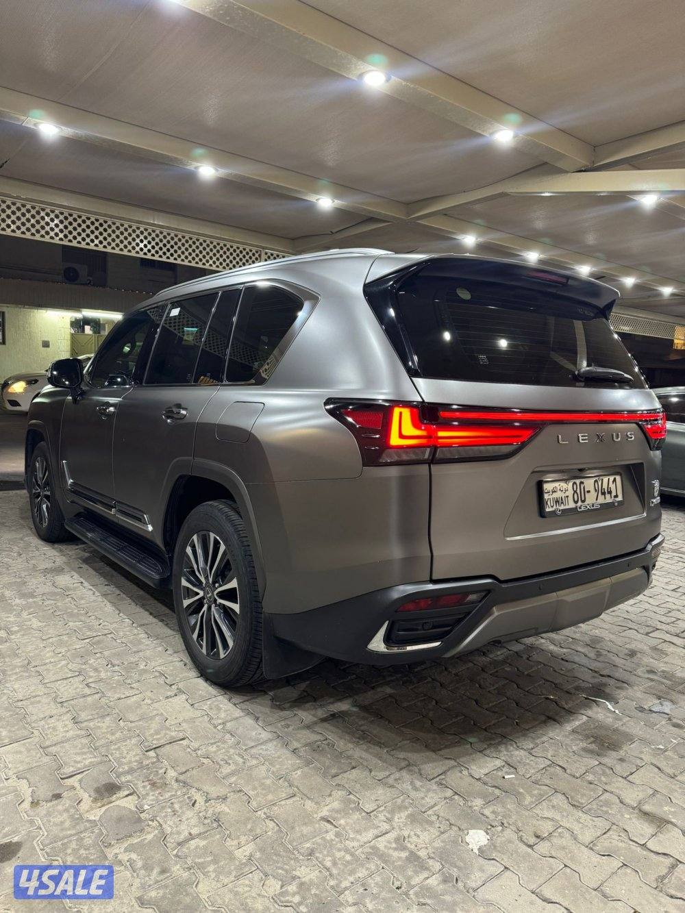 للبيع لكزس ٢٠٢٤ صبغ الوكاله شرط الفحص4