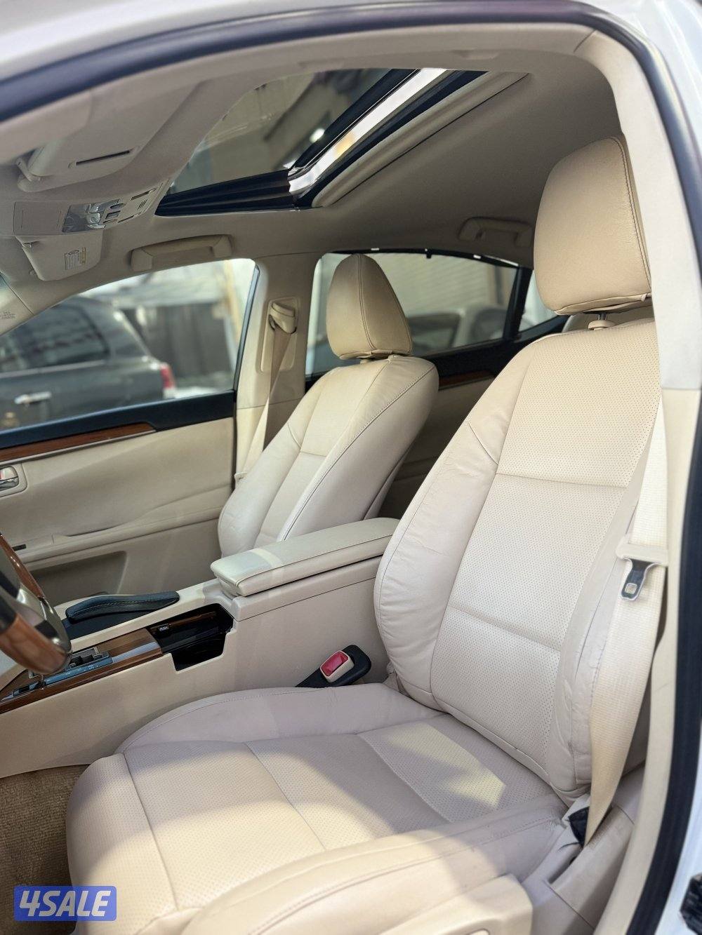 لكزس Es250 بحاله الوكاله شرط الفحص قير مكينه شاصي7