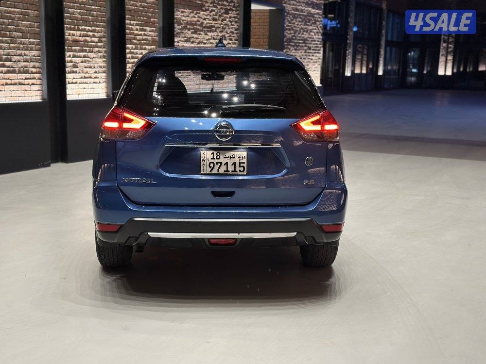 للبيع اكس تريل ٢٠٢٠2