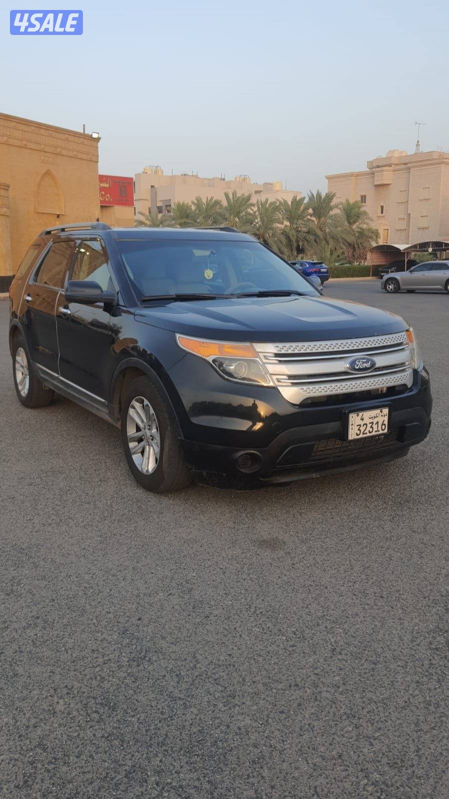 للبيع اكسبلور ٢٠١٣ شرط الفحص1