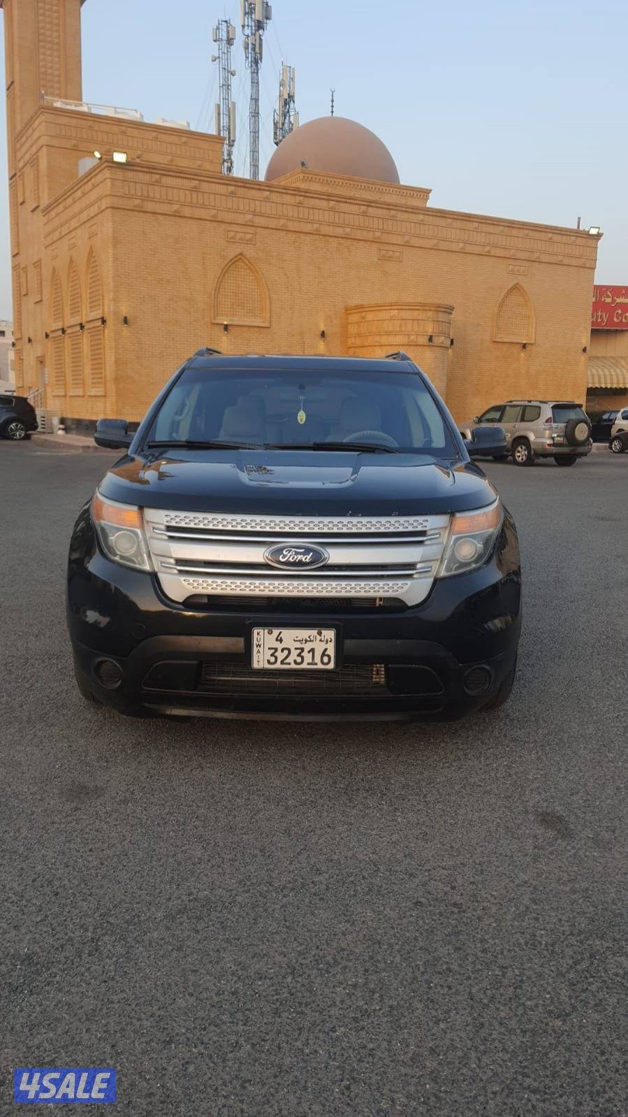 للبيع اكسبلور ٢٠١٣ شرط الفحص4
