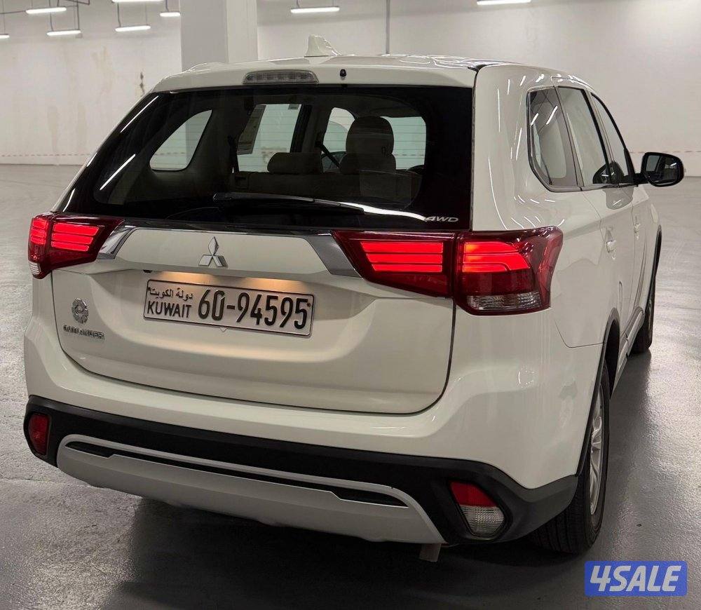 اوتلاندر 20223