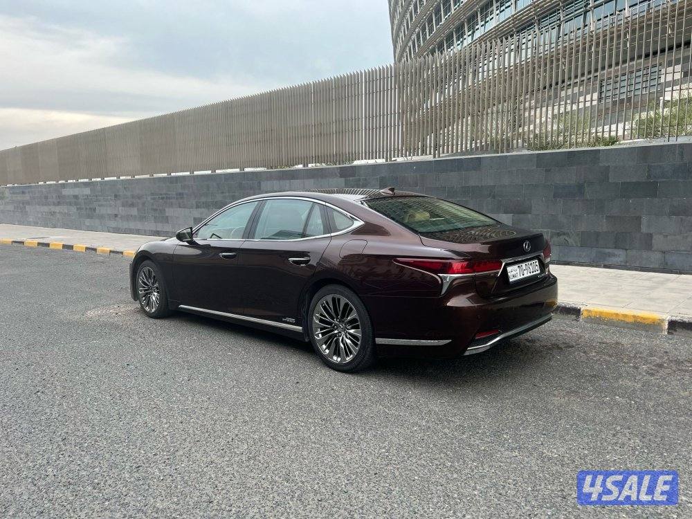 للبيع لكزس LS500 وارد امريكا 2019 هايبرد3