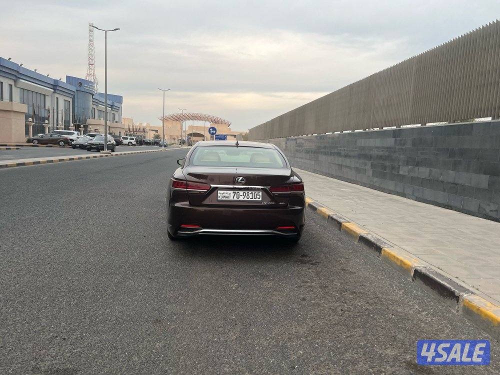 للبيع لكزس LS500 وارد امريكا 2019 هايبرد9