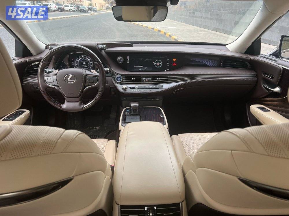 للبيع لكزس LS500 وارد امريكا 2019 هايبرد10
