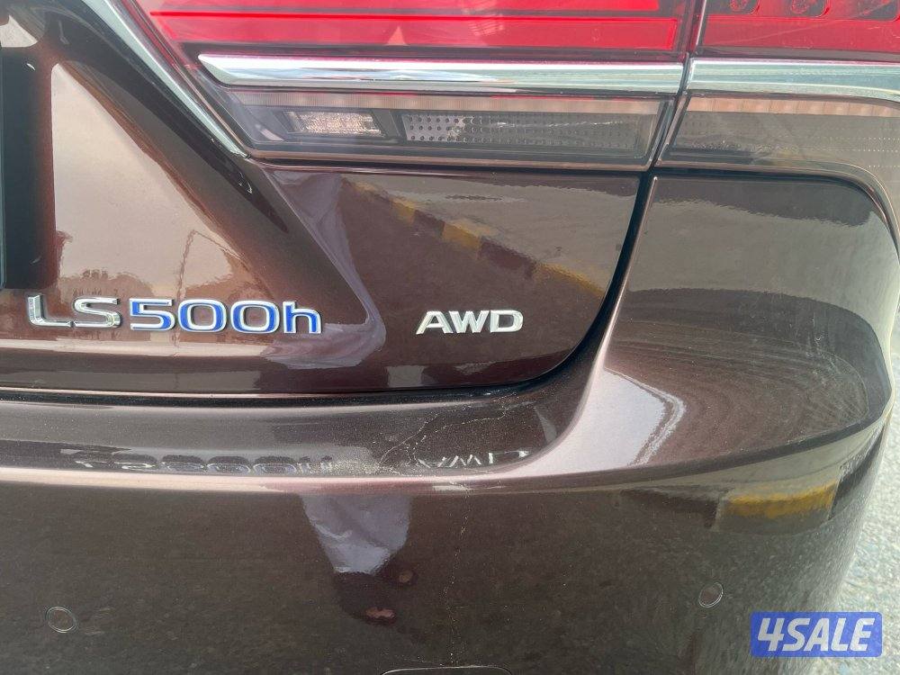 للبيع لكزس LS500 وارد امريكا 2019 هايبرد12