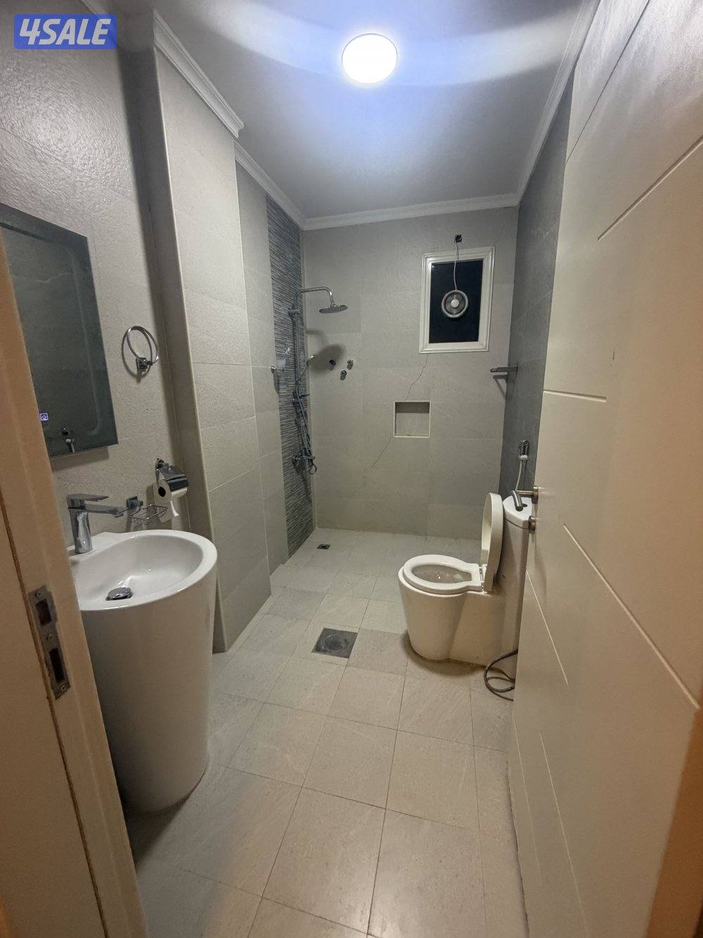 للايجار في مبارك الكبير قطعة 2 شقه ممتازه2