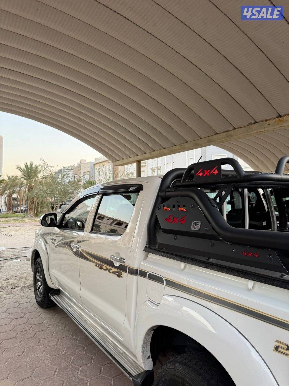 هايلكس دبل قير ٢٠١٥ ماشي ٢١٨4