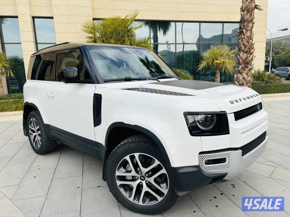 LAND Rover Defender 90 P400 model 2021 V60