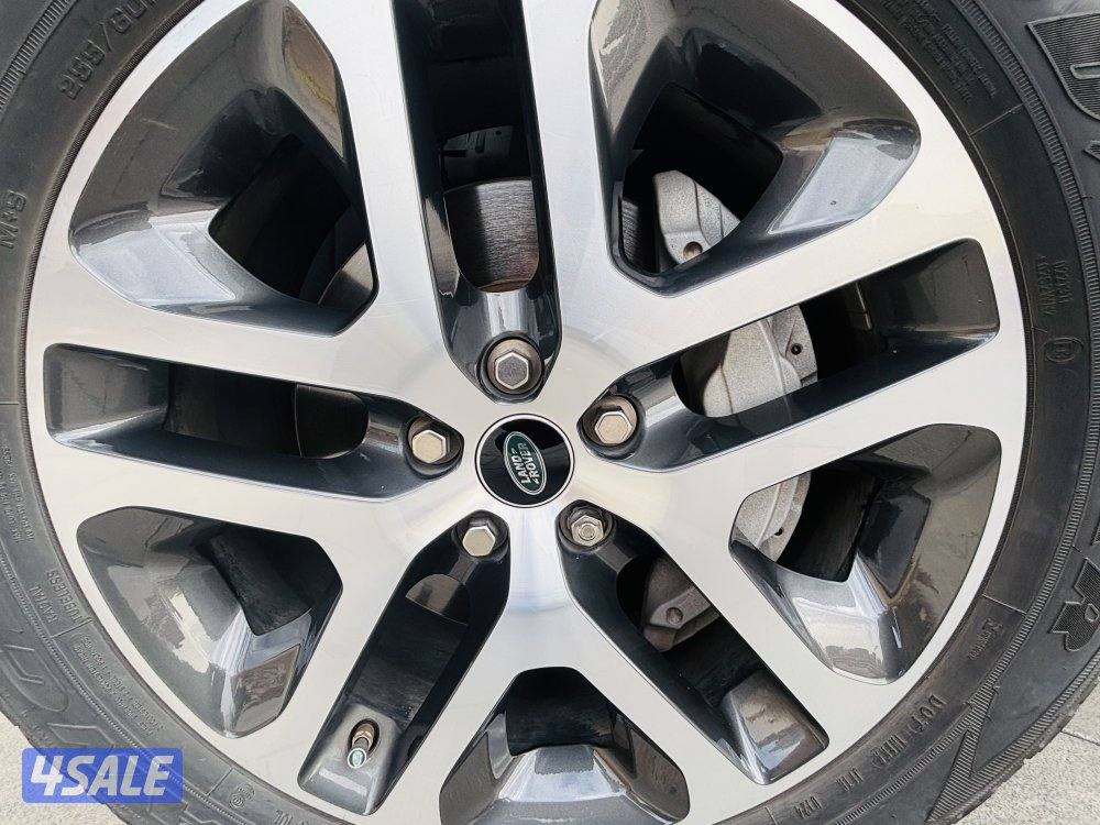 LAND Rover Defender 90 P400 model 2021 V62