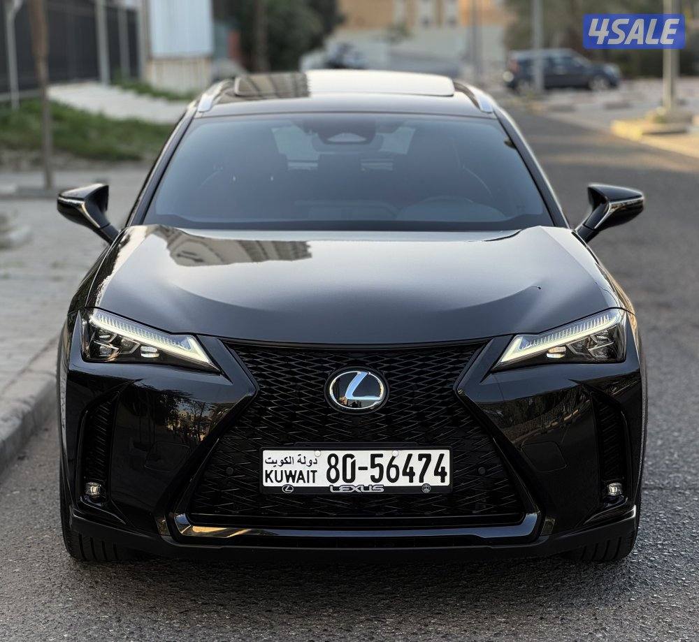 لكزس - UX300 موديل 2024 عداد 41 الدرجة الأولى الساير صبغ وكالة1