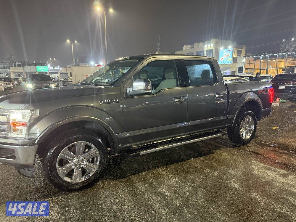 للبيع وانيت 2019 لاريت وارد الكويت1