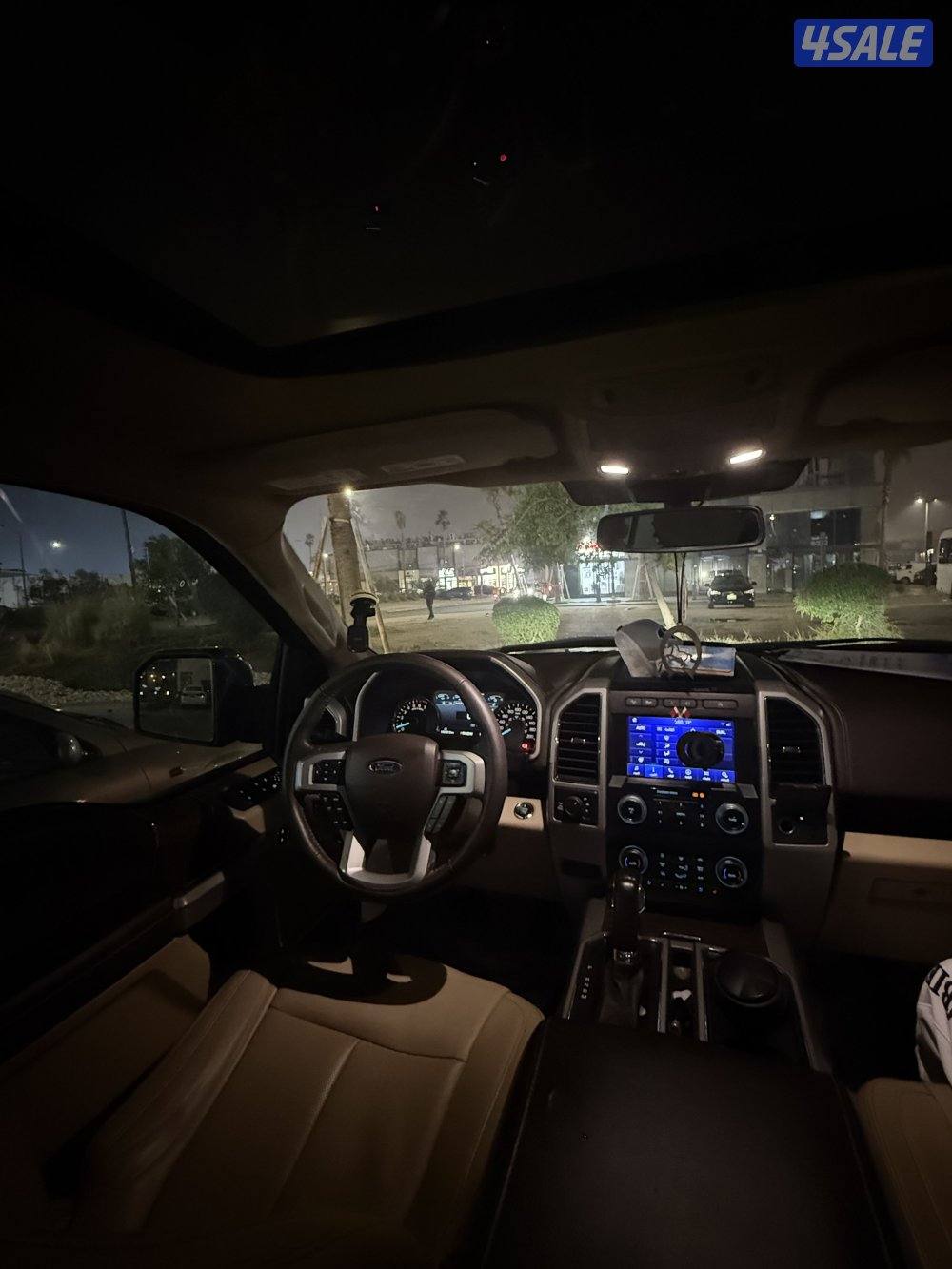 للبيع وانيت 2019 لاريت وارد الكويت4