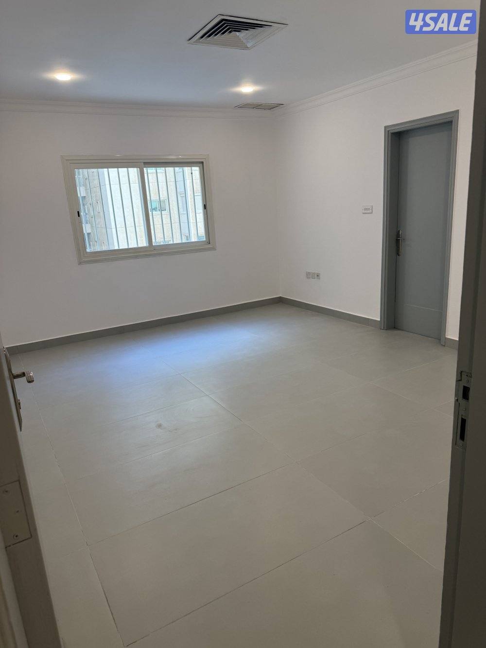 للبيع شقق كبار مساحات4