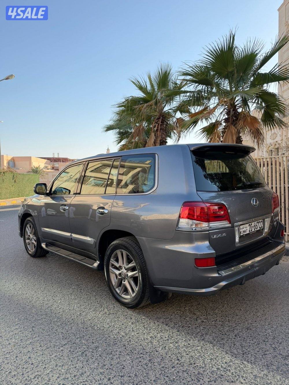 لكزسس 2013 الدرجه الاولى1