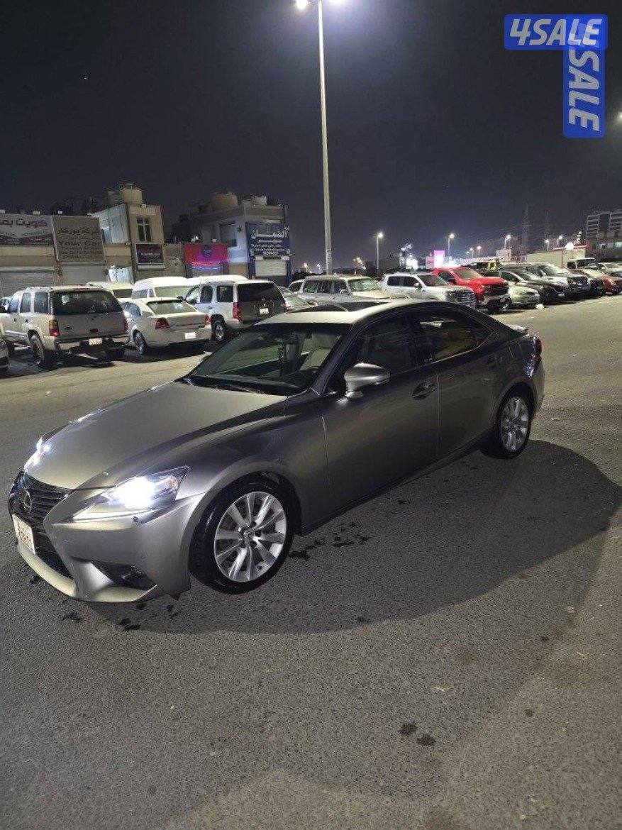 lexus is 2500