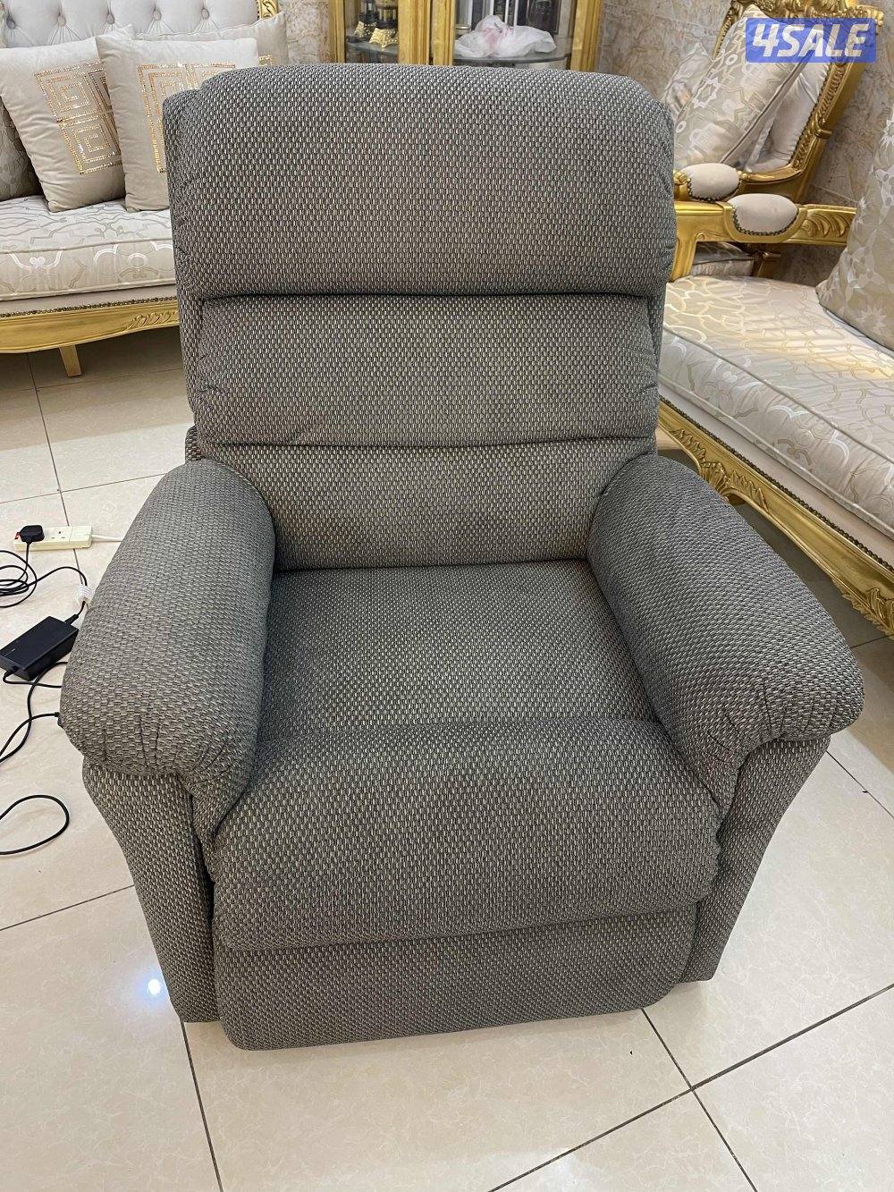 ليزي بوي الأصلي كهربائي خاصيه ممتازه لكبار السن يرفع الارجل ويساعد علي5