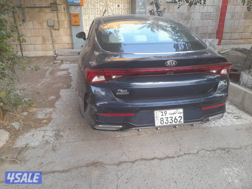 كيا كي فايف موديل 2021 نظيفة جدا بحالة الوكاله ٤سلندر إستعمال3