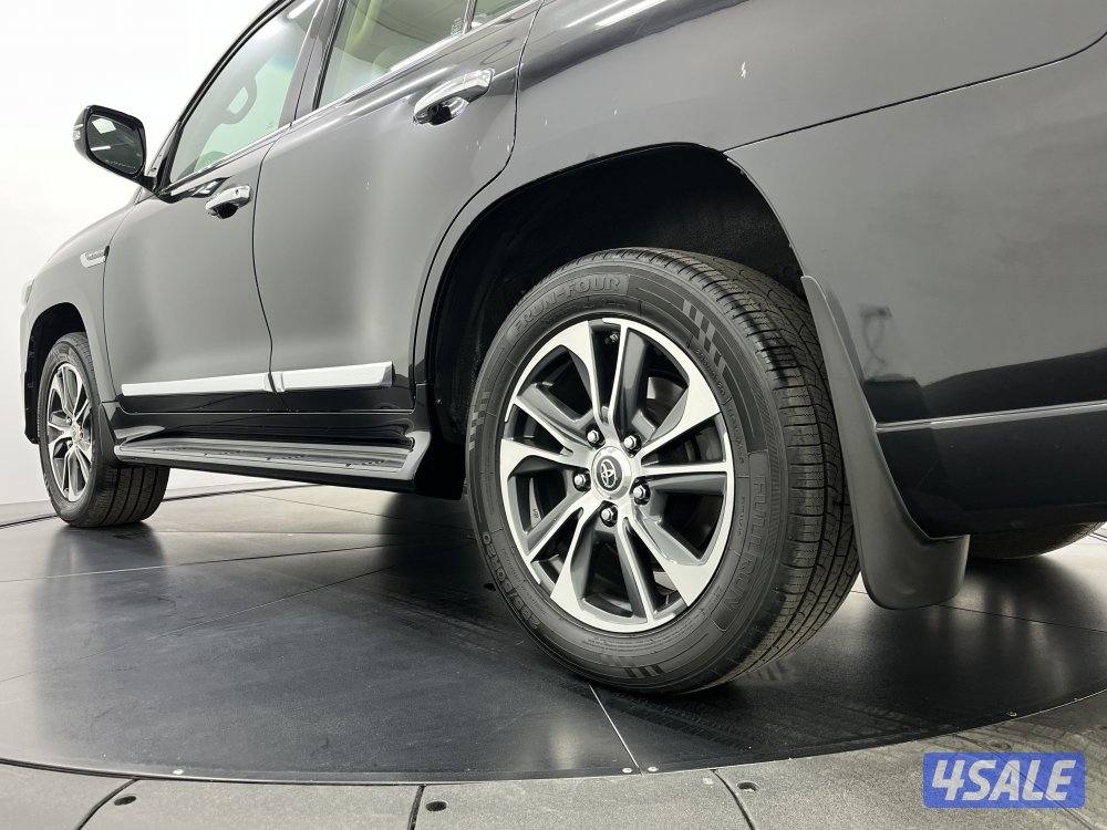 TOYOTA LAND CRUISER Toyota LAND CRUISER 20209