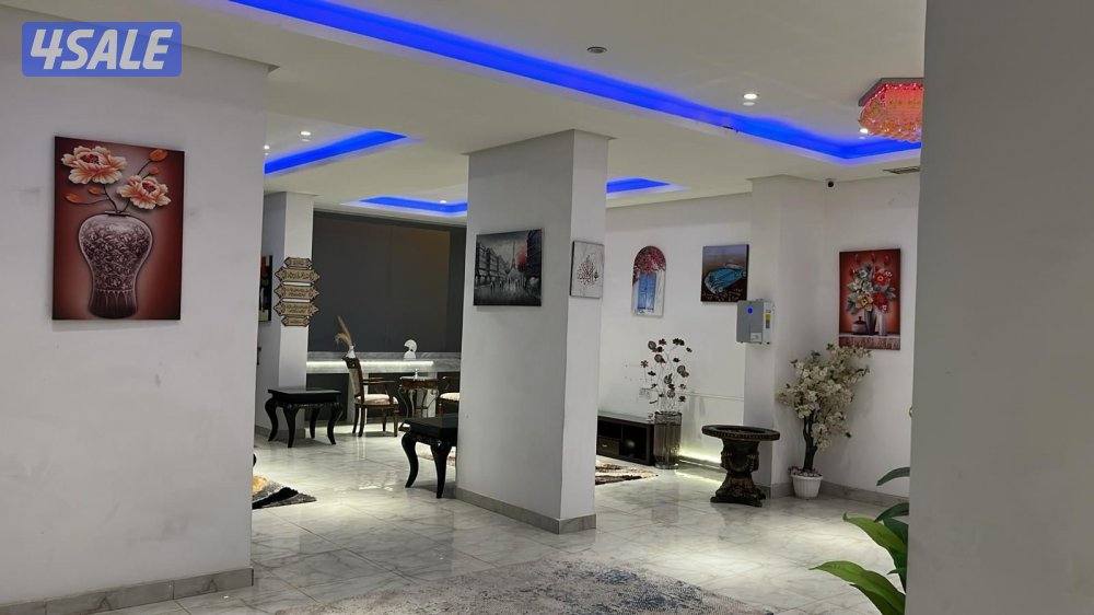 ل عشاق الزوق الرفيع شقه مفروشه وغير مفروشه للإيجار الشهري1