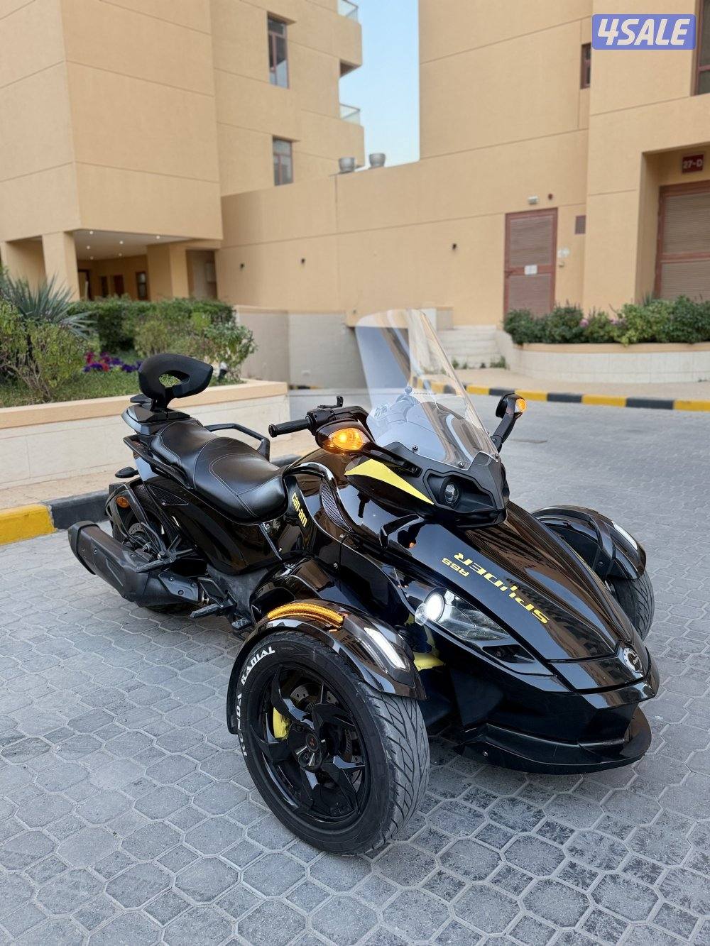 CAN-AM SPIDER 2014 RSS كامل المواصفات بحاله ممتازه0