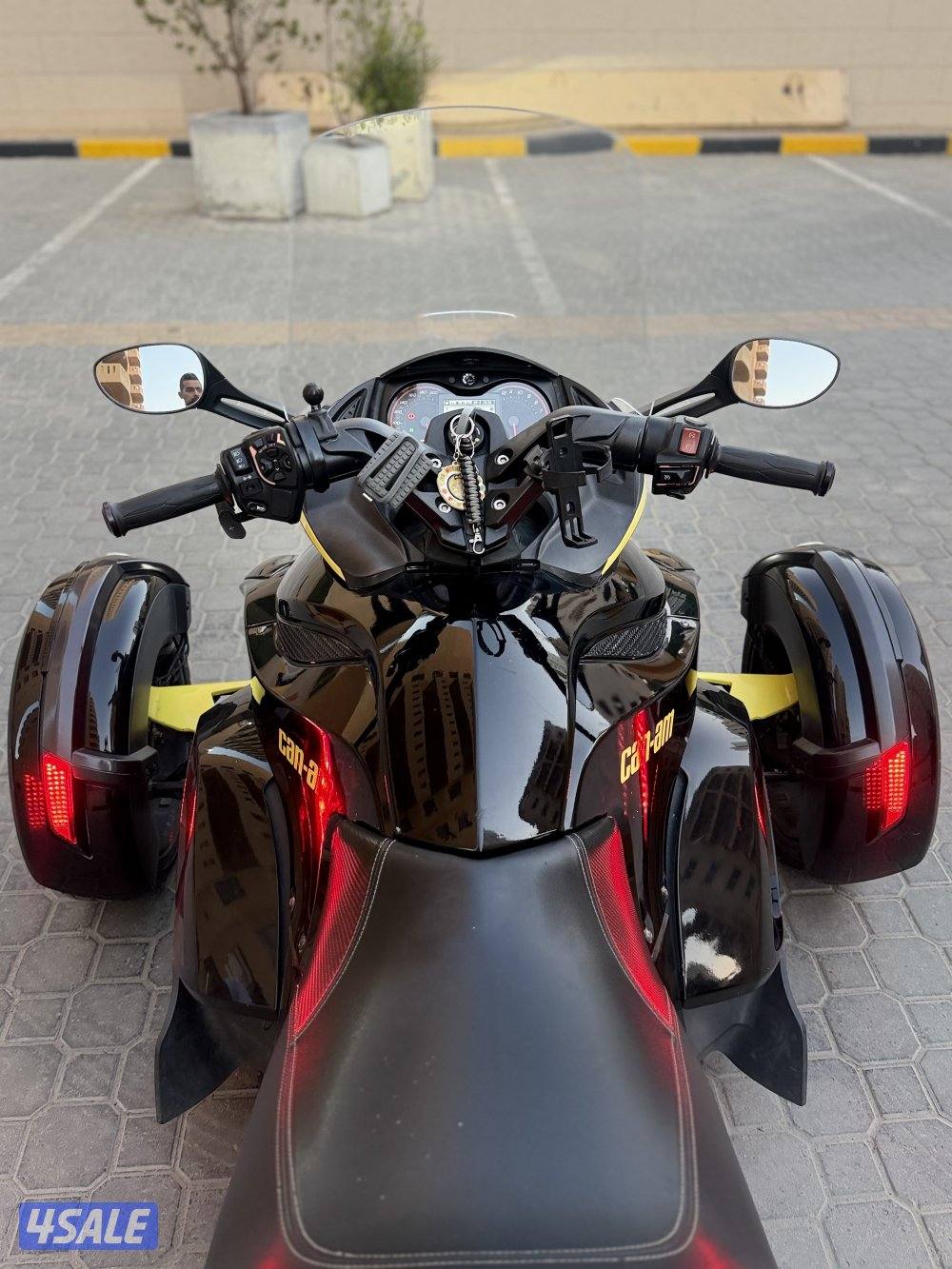 CAN-AM SPIDER 2014 RSS كامل المواصفات بحاله ممتازه5