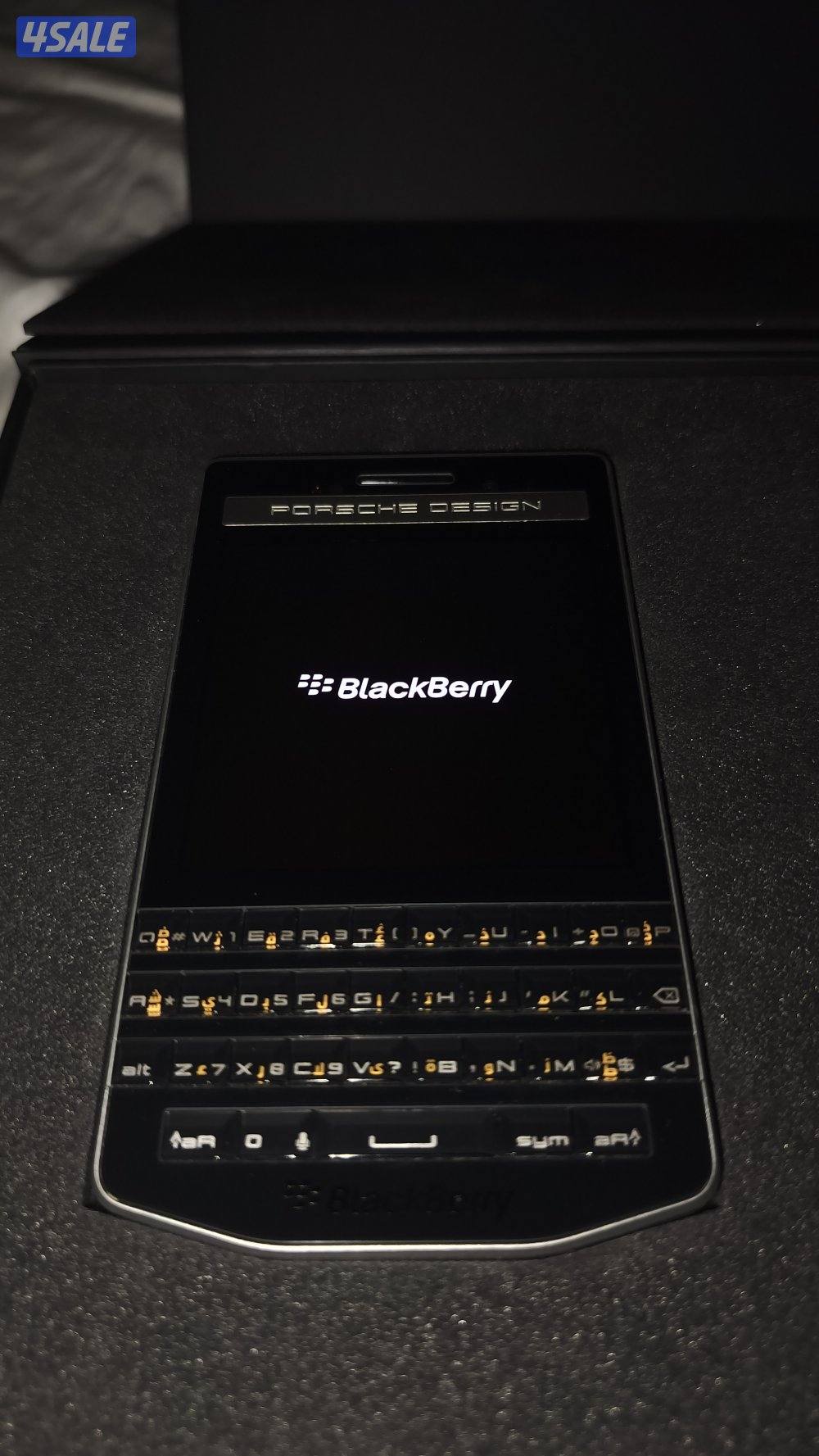 BlackBerry Porsche Design P’9983 Carbon5