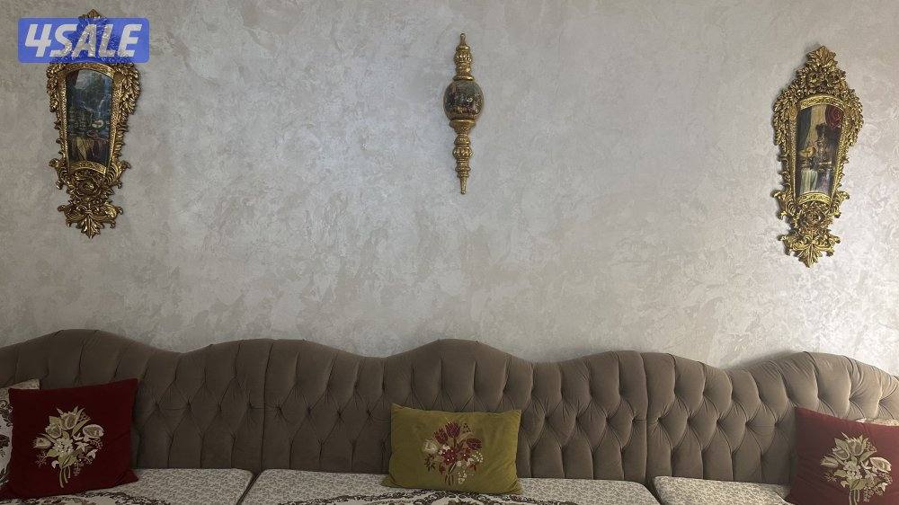 قنفات كبيره بحاله جيده جدا مع ستارتين وزوليه جديده وطاولات وزولية3