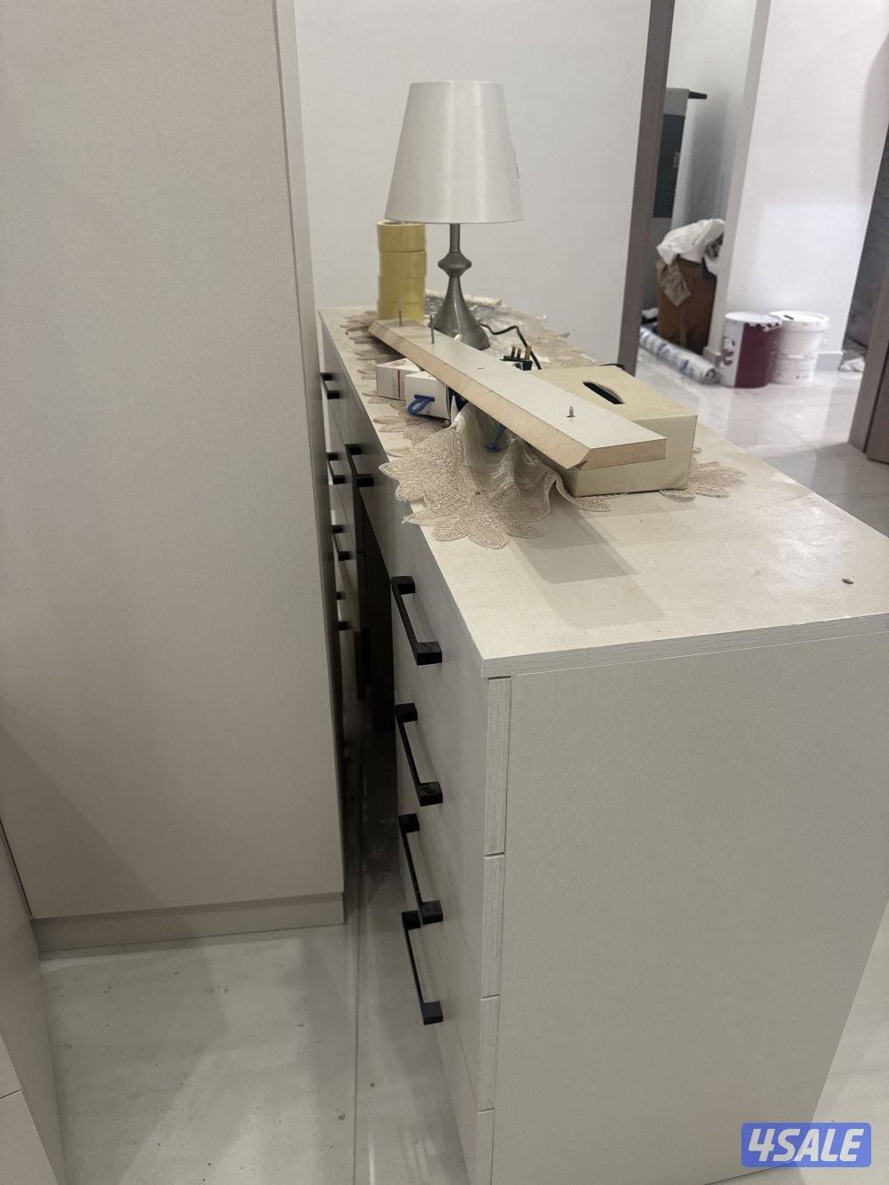 للبيع عدد2 كبت مزدوج يكون واحد و عدد 2 كمدينه وعدد 1 تسريحه2