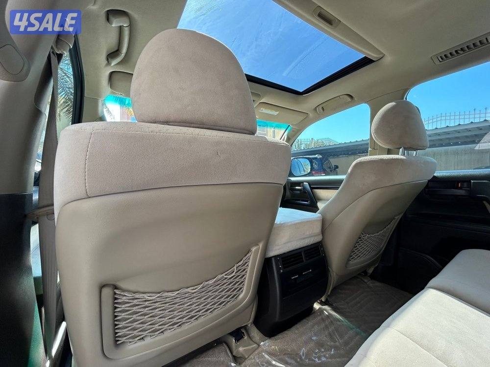 لاند كروزر GXR موديل 2011 ماشي 375 الف سيرفس منتظم شرط الفحص13
