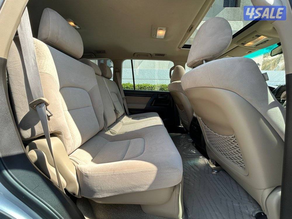 لاند كروزر GXR موديل 2011 ماشي 375 الف سيرفس منتظم شرط الفحص14