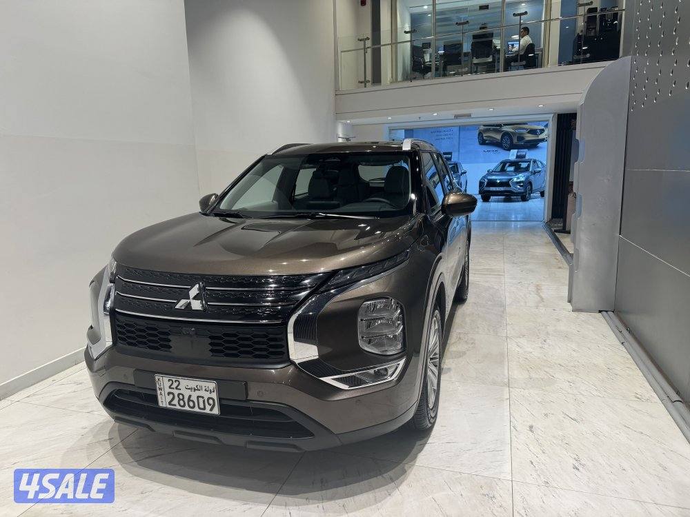 Mitsubishi outlander2