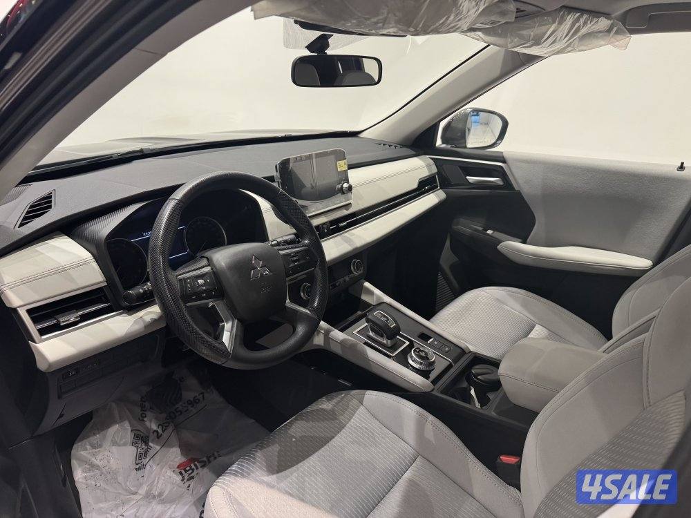 Mitsubishi outlander6