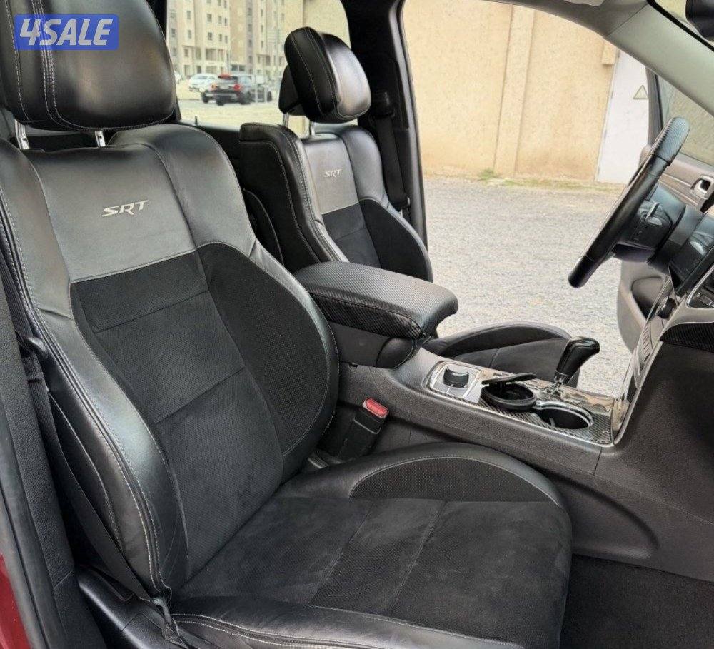 Jeep Grand Cherokee SRT8 6.4 V8 HEMI – 20134