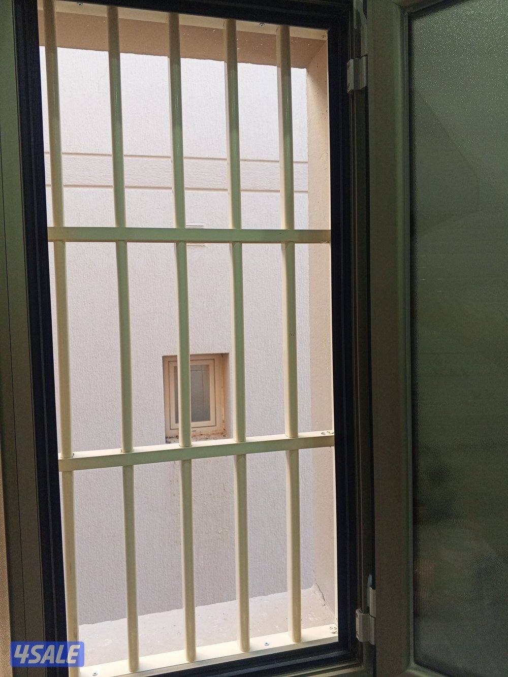 فني شتر ألمنيوم شترات بوكسات تصليع شتر ايدوی كهرباءاتوماتيك9