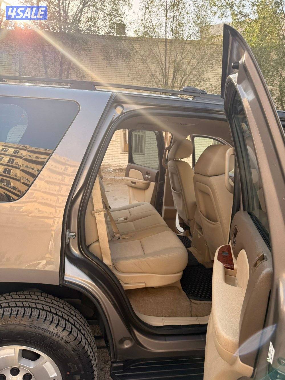 تاهو بحالة المصنع شد بلها سيرفيس وكاله5