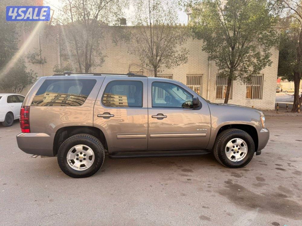 تاهو بحالة المصنع شد بلها سيرفيس وكاله6