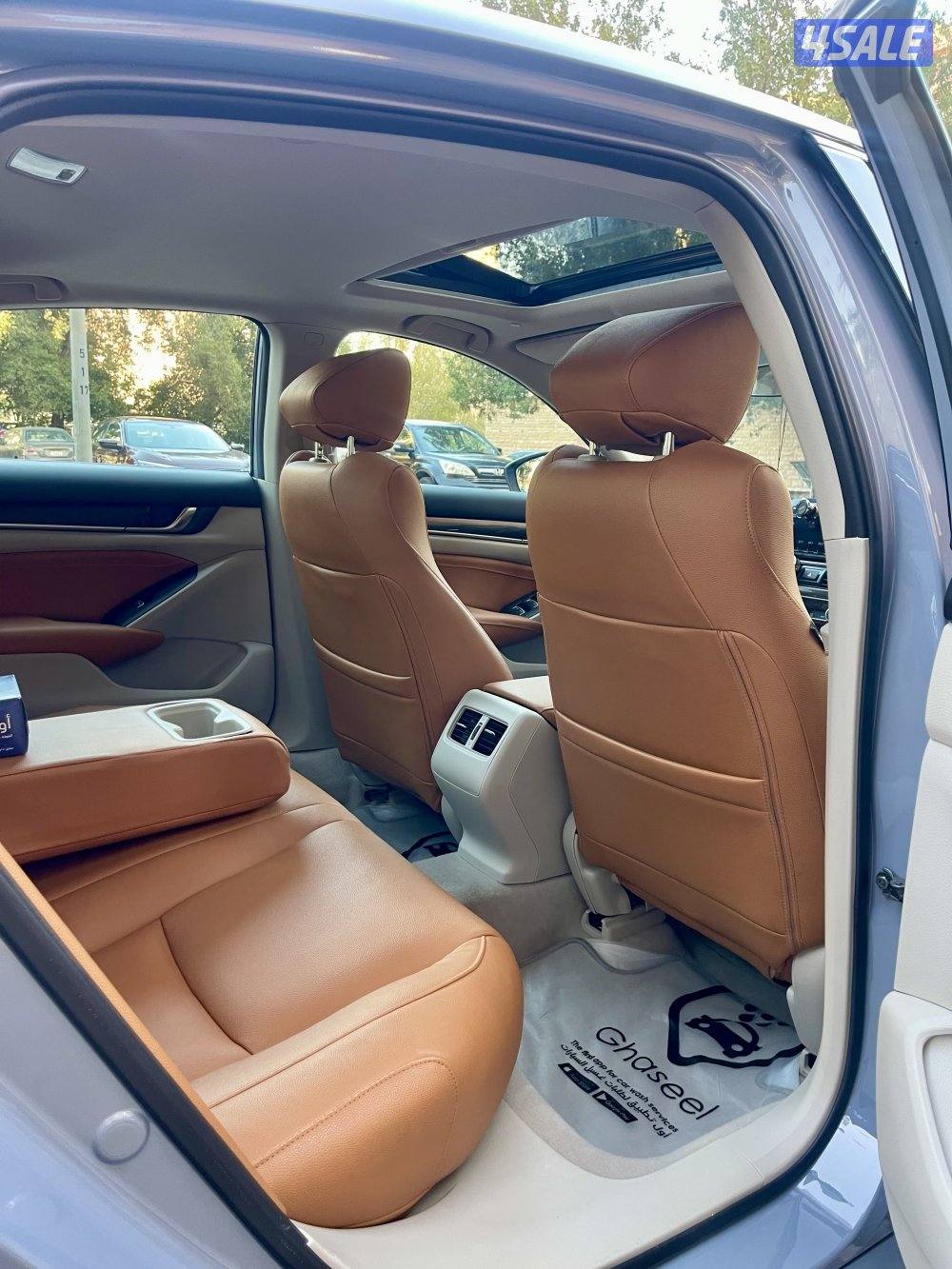 لهواة النوادر هوندا اكورد سبورت اعلى فئة موديل 2022 عداد فقط 405