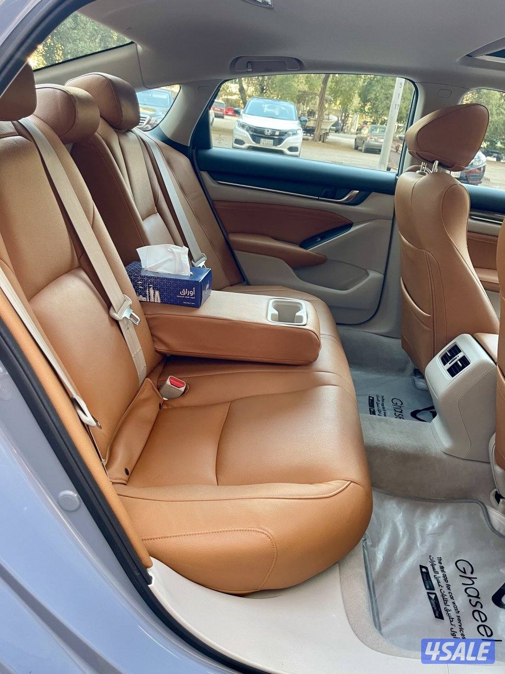 لهواة النوادر هوندا اكورد سبورت اعلى فئة موديل 2022 عداد فقط 408