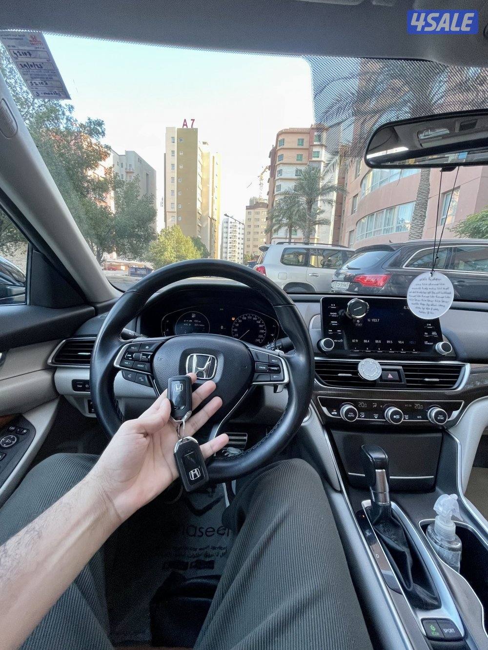 لهواة النوادر هوندا اكورد سبورت اعلى فئة موديل 2022 عداد فقط 4010