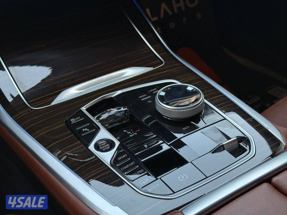 بي ام دبليوX7 كتM موديل2024 عداد21الف وارد الغانم تحت الكفاله+الصيانه12