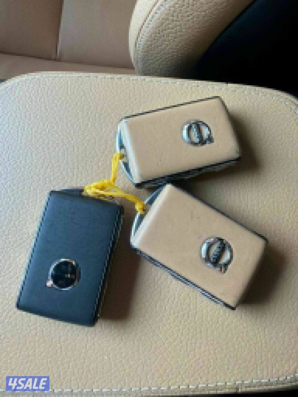 فولفو XC90 بحاله ممتازه13