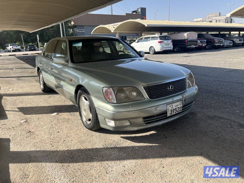 لكزس LS40019983