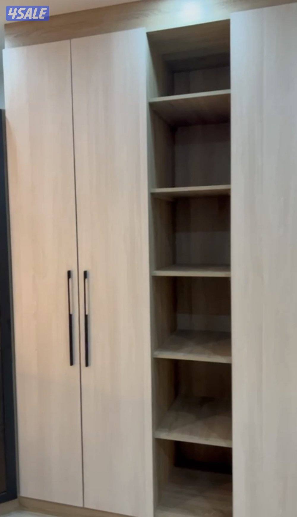 نجار تفصيل دواليب جدران تلفزيون بد وول وأبواب خشب وديكور9