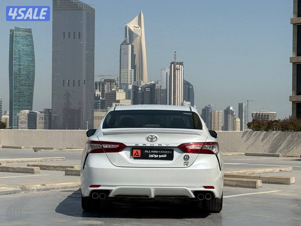 للبيع كامري V6 عداد 85KM موديل 20203