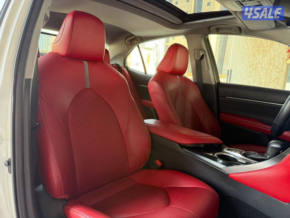 للبيع كامري V6 عداد 85KM موديل 20205