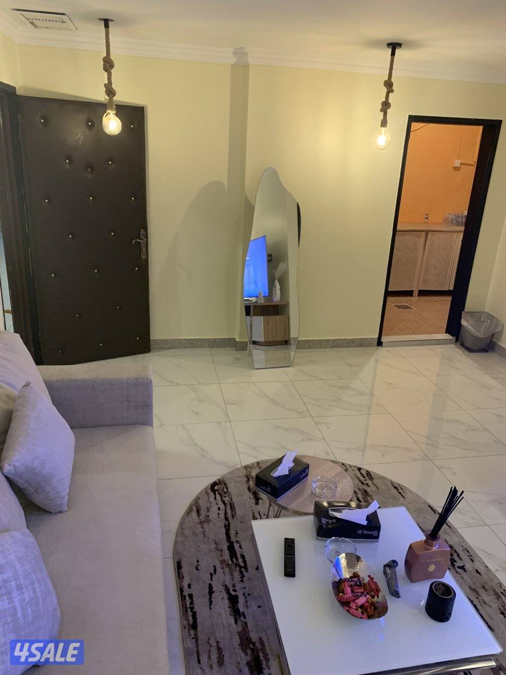 شقق للايجار خلو وفاضي غرفة وصالة ومطبخ وحمام تشطيب سوبر لوكس يوجد 🚗🚙13